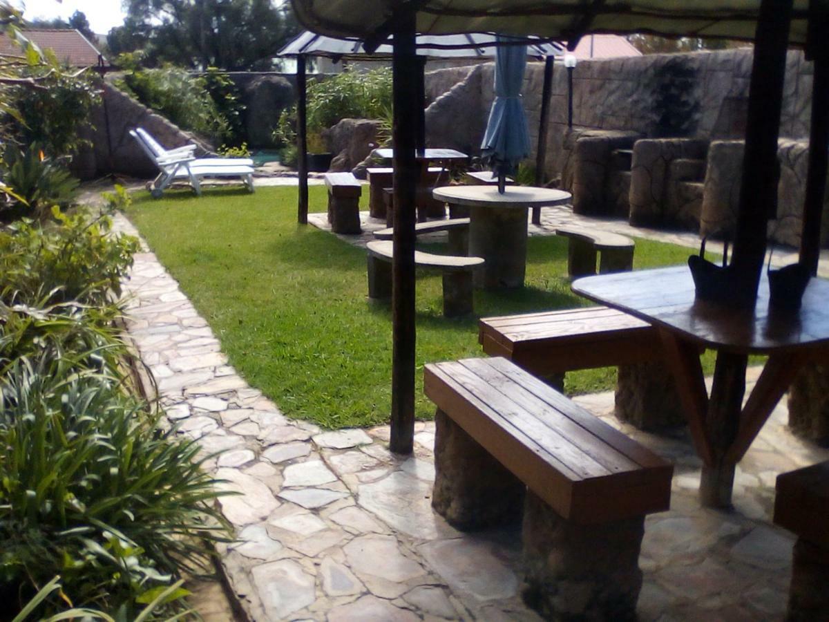 Pat'S Place Machadodorp Bagian luar foto